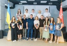 У Вінниці видали премії учням, які найкраще здали НМТ випускники 2023