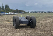 У Вінниці на агровиставці вперше представили безпілотну техніку для виявлення мін