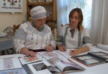 Вінницькі майстрині розповіли про узор на рушнику єднання “Цвіт Вишиванки”