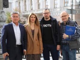Лариса Білозір разом з колегами-депутатами зібрала 226 підписів за звернення до спікера Верховної Ради Руслана Стефанчука щодо винесення в зал на голосування народними депутатами заборони московської церкви.