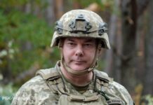 До Дня інженерних військ і Дня ракетних військ і артилерії оприлюднив привітання Командувач обʼєднаних сил генерал-лейтенанта Сергій Наєв Сергій Наєв