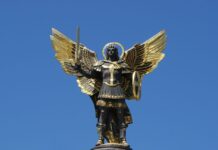 Завтра 8 листопада в Україні відзначають день Михайла 2023 року: нова дата, історія та традиції Михайлів день