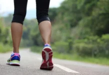 Скільки потрібно ходити на день для довголіття – експерти Ходьба