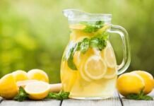 Дієтологи розповіли, які напої можуть замінити воду Напої