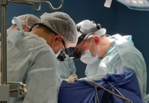 Лікарі вінницької “Пироговки” провели дві операції на серці за день