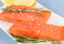 Як смачно засолити червону рибу риба