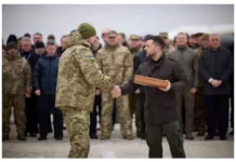 Президент особисто вручив іменну зброю прикордоннику з Вінниччини