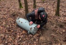 Сапери від ДСНС знищили бойову частину ракети у Вінницькій області