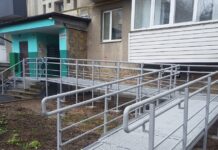 У Вінниці продовжують облаштовувати пандуси для маломобільних мешканців