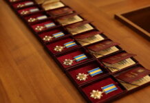 У Вінниці родинам загиблих бійців вручили державні нагороди