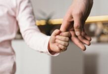 На Вінниччині зафіксовано 140 дітей, батьки яких ухиляються від своїх обов’язків