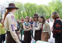 Ходіння по канату, розпалювання кресалом та ярмарок: У Вінниці відсвяткували День Першої Пластової Присяги