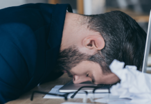 77% українців відчувають стрес і сильну знервованість