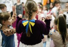 Польща впроваджує обов’язкове навчання українських дітей у школах