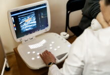 Нове обладнання для реабілітації: клінічна лікарня ім. М.І. Пирогова отримала сучасний ультразвуковий апарат