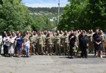 У Могилів-Подільському відкрили меморіальні дошки воїнам-прикордонникам