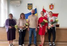 У Бершаді нагородили матерів-героїнь: серед них жінка з одинадцятьма дітьми