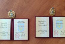 На Вінниччині двох жінок нагородили відзнаками “Мати-героїня”