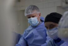 У лікарні Пирогова вперше провели високотехнологічну кардіохірургічну операцію