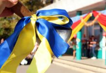 Останній дзвоник 2023-2024 пролунав у школах Вінницької громади