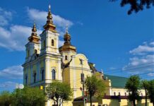 Розклад Великодніх Богослужінь у Кафедральному Соборі Вінниці та освячення пасок