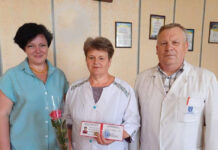 19 літрів крові: Медсестра з Вінниччини отримала звання “Почесного донора України”