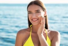 Літній день біля води: Догляд за шкірою до і після купання