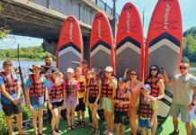 У Вінниці для дітей військових організовують катання на SUP-дошках