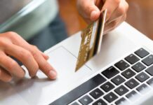 Шахрайська схема: фейкові банківські додатки для крадіжки даних