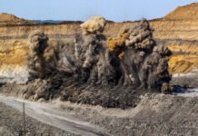 Вінничан попереджають про планові вибухи