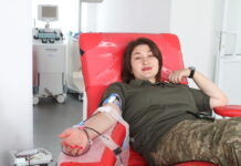 Військові та державні службовці Вінницького обласного ТЦК та СП здали кров для порятунку поранених захисників