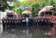 Для навчального закладу ДСНС у Вінниці передали два автопідіймачі