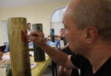 У Вінниці в «Ортопедсервісцентрі» відбулось відкриття проєкта «Незламні фарби»