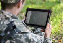 Військовий підрозділ отримав нові планшети з Вінниці для виконання бойових завдань