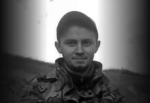 Йому назавжди залишилося 26: вінничани прощаються з Героєм Михайлом Насадюком