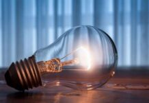 Графіки відключень електроенергії на Вінниччині 20 серпня