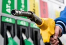 В Україні зростуть акцизи на бензин, дизель і газ: що змінить новий закон