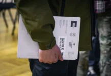 «Шлях ветерана»: український фонд презентує практичний путівник для ветеранів