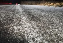 Водіїв Вінниччини попереджають про ожеледицю та дощ на дорогах