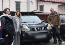 Дві автівки для військових з Вінниччини вирушили на фронт