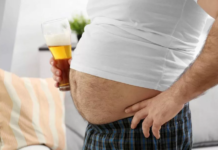 Пивний живіт: чому він з’являється і як позбутися