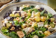 Рецепт смачного та корисного салату з куркою і виноградом