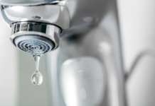 Вінничан просять зробити запас води через ремонт водогону