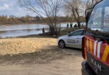 У Вінниці чоловік провалився під лід: врятував випадковий перехожий