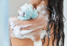 Очищення шкіри мочалкою для душу: що робити, а що – ні?