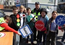 У Вінниці поліцейські навчали школярів мінної безпеки та правил дорожнього руху