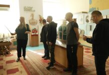 На Вінниччині звільнені з полону військові відвідали музей Миколи Трублаїні