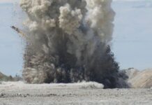 Попередження про вибухові роботи: жителів Вінниці та Літина просять не панікувати