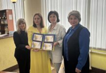 У Вінниці погасили спеціальну марку «Я живу тобою…», присвячену українським матерям