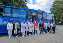 Мобільна амбулаторія та вакцинобус працювали у Ладижині